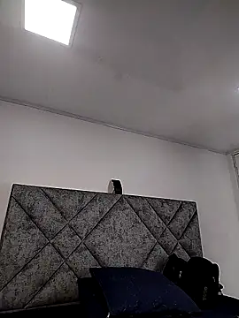 Shantey Laurent online show from November 28, 2025, 1:00 pm