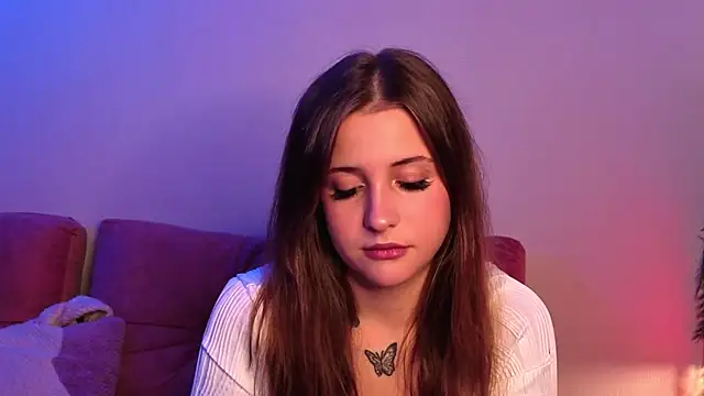 Snapshot of LoveSeekins chatting on October 22, 2025, 7:35 pm LoveSeekins online show from October 22, 2025, 7:35 pm