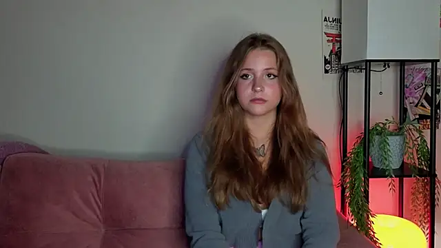 Snapshot of LoveSeekins chatting on September 17, 2025, 7:16 pm LoveSeekins online show from September 17, 2025, 7:16 pm