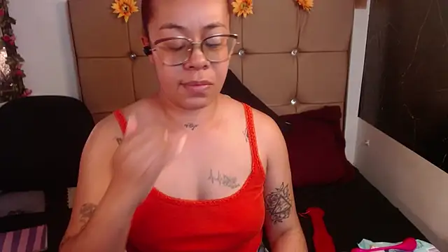 MIA  SPENCER online show from March 12, 2026, 9:08 pm