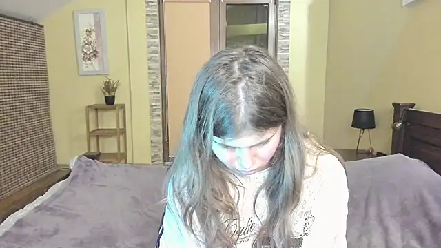 Lilly Jess online show from October 18, 2025, 6:43 pm