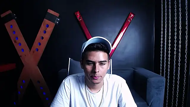 Matthewlodge online show from September 22, 2025, 1:17 pm