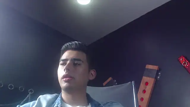 Matthewlodge online show from September 16, 2025, 1:56 pm