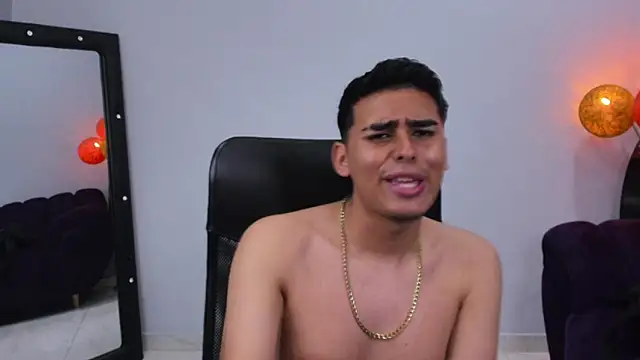 Matthewlodge online show from November 8, 2025, 2:09 pm