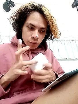 kittymutant99 online show from November 13, 2025, 6:34 pm