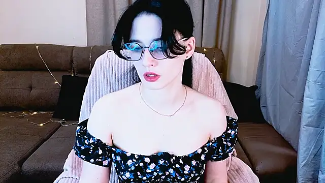 Charming Mysteriousss online show from March 14, 2026, 7:53 pm