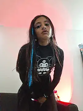 Snapshot of carolinerue chatting on October 28, 2025, 10:58 am carolinerue online show from October 28, 2025, 10:58 am