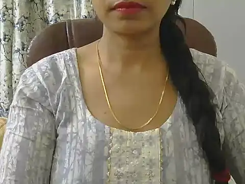 MISS SOMIYA online show from March 6, 2026, 7:31 pm