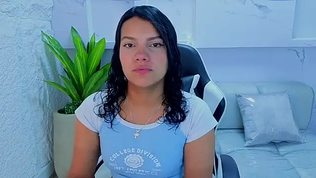 Snapshot of antonela_tp chatting on September 24, 2025, 12:44 pm antonela tp online show from September 24, 2025, 12:44 pm