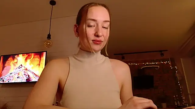 WhitePrincessLuna online show from November 20, 2025, 3:23 pm