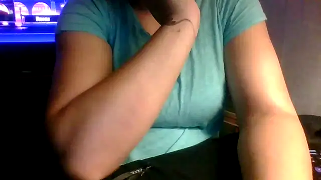 Snapshot of Gabbygade chatting on September 17, 2025, 7:32 am Gabbygade online show from September 17, 2025, 7:32 am