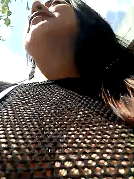 Snapshot of Misshot_01 chatting on September 11, 2025, 2:50 pm Misshot 01 online show from September 11, 2025, 2:50 pm