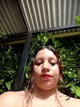 Snapshot of Shell_Latina chatting on May 30, 2026, 3:35 am Shell Latina online show from May 30, 2026, 3:35 am