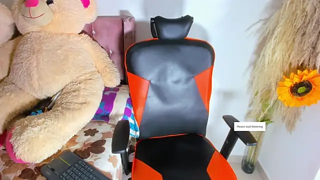 JesyHott online show from November 12, 2025, 9:07 pm