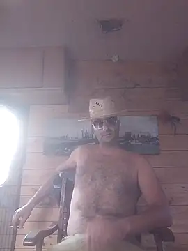 Snapshot of Vikingo1985 chatting on September 13, 2025, 5:02 pm Vikingo1985 online show from September 13, 2025, 5:02 pm