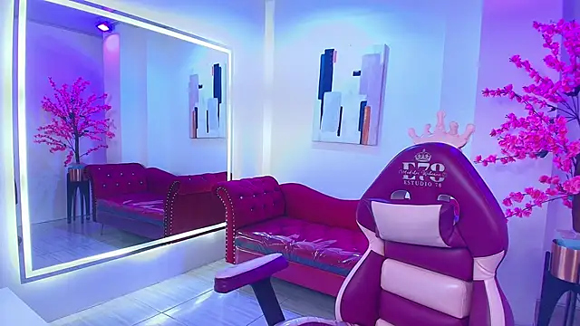 Black roseee online show from March 11, 2026, 3:33 am