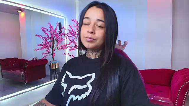 Black roseee online show from February 6, 2026, 3:46 am