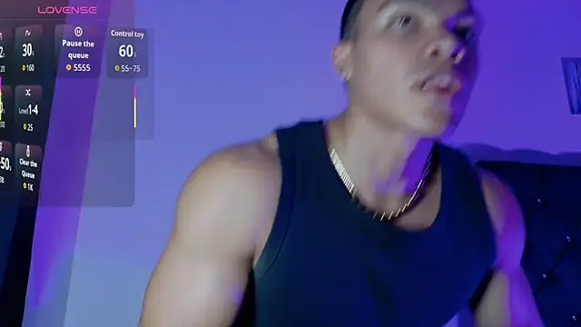 Snapshot of adriel_escalante chatting on May 7, 2026, 3:22 am adriel escalante online show from May 7, 2026, 3:22 am