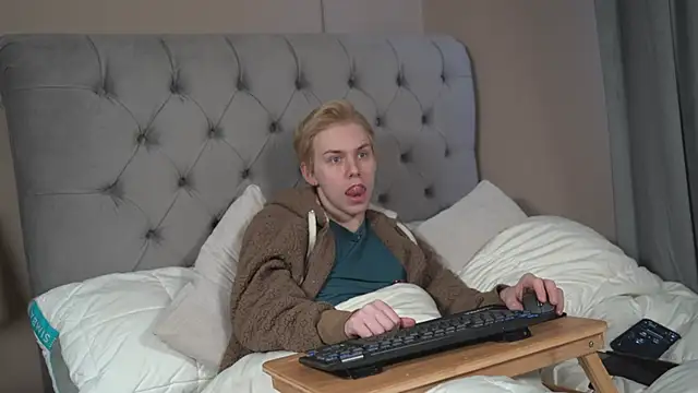 scottishtwink01 online show from March 4, 2026, 3:09 pm