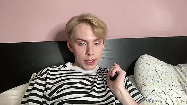 Snapshot of scottishtwink01 chatting on September 29, 2025, 8:03 pm scottishtwink01 online show from September 29, 2025, 8:03 pm