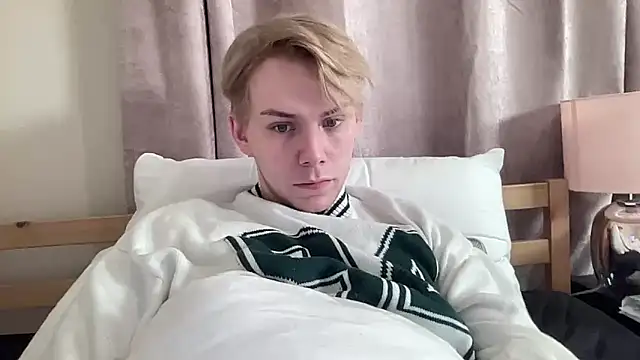 Snapshot of scottishtwink01 chatting on October 2, 2025, 11:19 pm scottishtwink01 online show from October 2, 2025, 11:19 pm
