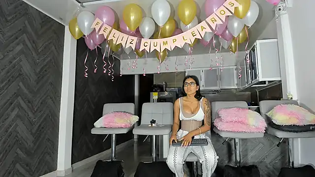 Melissa tylor69 online show from May 13, 2026, 11:06 am