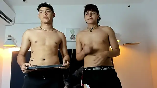 ryan cum23 online show from October 4, 2025, 12:23 am