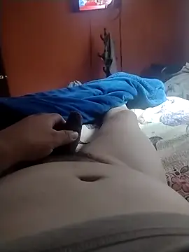 Santiagoqro85 online show from September 28, 2025, 3:30 pm