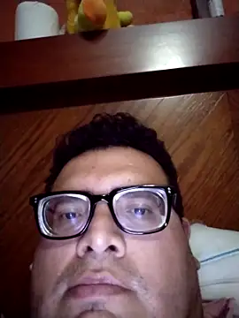 Santiagoqro85 online show from September 26, 2025, 5:36 am