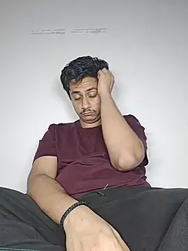 eyepach96 online show from November 20, 2025, 1:06 am