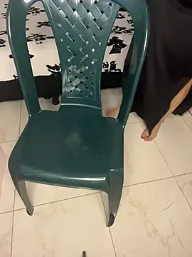 Snapshot of rhizanthella_ chatting on November 2, 2025, 1:43 am rhizanthella online show from November 2, 2025, 1:43 am