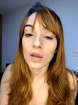 SophieFontaine online show from September 22, 2025, 12:33 pm