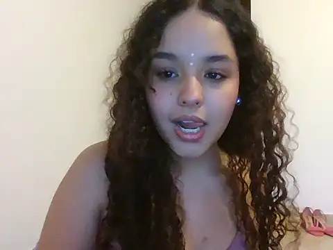 Isis Bladee online show from November 4, 2025, 10:35 pm