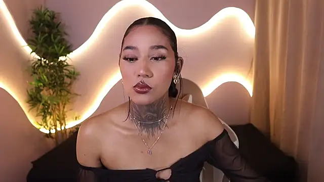 Snapshot of Anaya_olyx chatting on September 25, 2025, 5:13 am Anaya olyx online show from September 25, 2025, 5:13 am