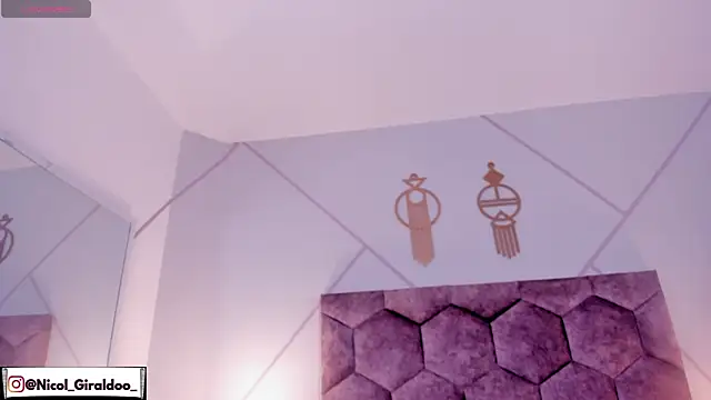 Snapshot of nicol_giraldoo chatting on March 26, 2026, 3:27 am nicol giraldoo online show from March 26, 2026, 3:27 am