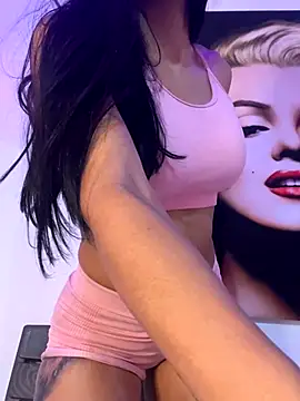 Snapshot of juliana1920 chatting on October 21, 2025, 9:58 pm juliana1920 online show from October 21, 2025, 9:58 pm