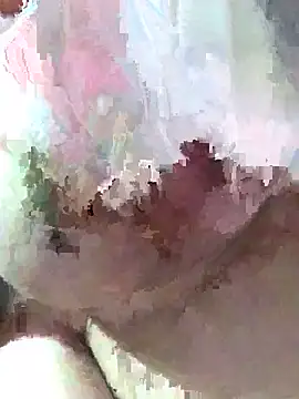 Snapshot of luzmelzinha chatting on April 7, 2026, 12:45 am luzmelzinha online show from April 7, 2026, 12:45 am