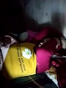 Snapshot of -Xuka-200 chatting on December 19, 2025, 10:45 pm -Xuka-200 online show from December 19, 2025, 10:45 pm