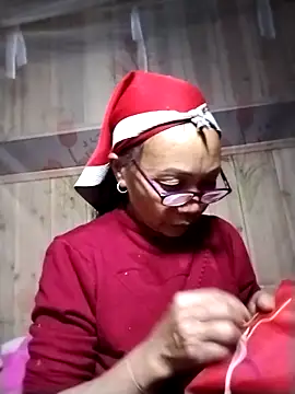 Snapshot of -Xuka-200 chatting on December 20, 2025, 10:51 am -Xuka-200 online show from December 20, 2025, 10:51 am