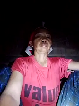 Snapshot of -Xuka-200 chatting on October 20, 2025, 9:59 pm -Xuka-200 online show from October 20, 2025, 9:59 pm