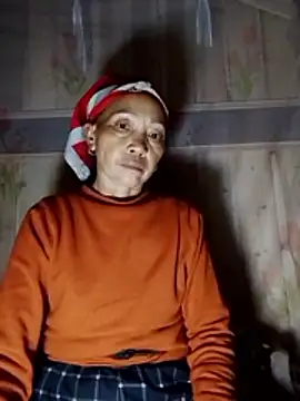 Snapshot of -Xuka-200 chatting on November 14, 2025, 12:42 pm -Xuka-200 online show from November 14, 2025, 12:42 pm