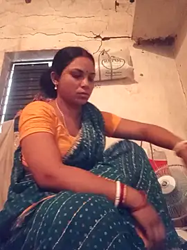 Notyriya7 online show from April 3, 2026, 1:01 am