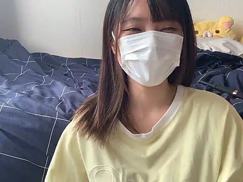 ituki 0415 online show from November 7, 2025, 4:28 am