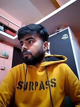 soniriyaa010101 online show from January 14, 2026, 12:58 am