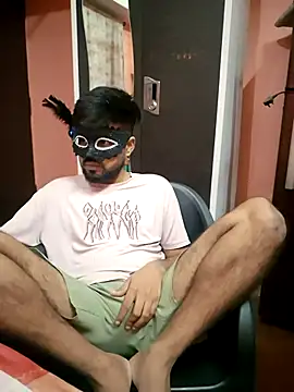 soniriyaa010101 online show from February 8, 2026, 11:08 am