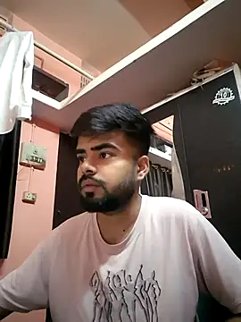 soniriyaa010101 online show from April 9, 2026, 8:09 am