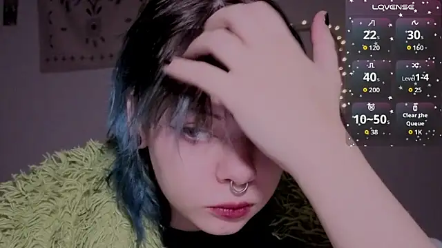 Alice Zev online show from December 19, 2025, 1:46 pm