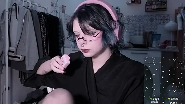 Alice Zev online show from February 17, 2026, 1:14 am