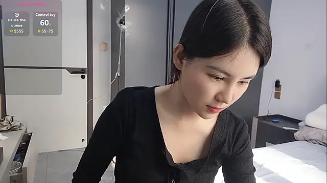 luckckcj online show from October 18, 2025, 1:29 am