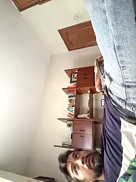 Snapshot of Mac50rus chatting on November 18, 2025, 6:55 pm Mac50rus online show from November 18, 2025, 6:55 pm